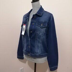 🇨🇦 Classic Denim Jacket, NWT